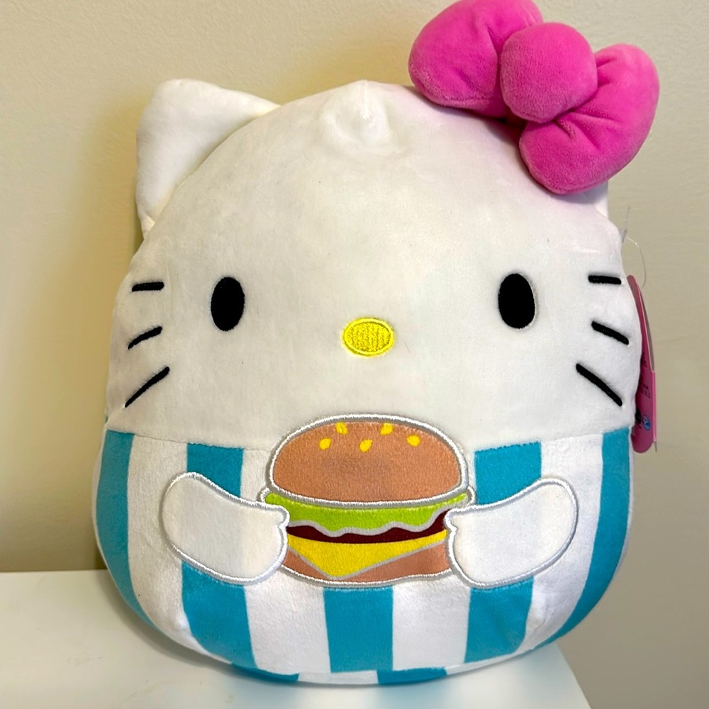 Hello Kitty, . Squishmellow.
